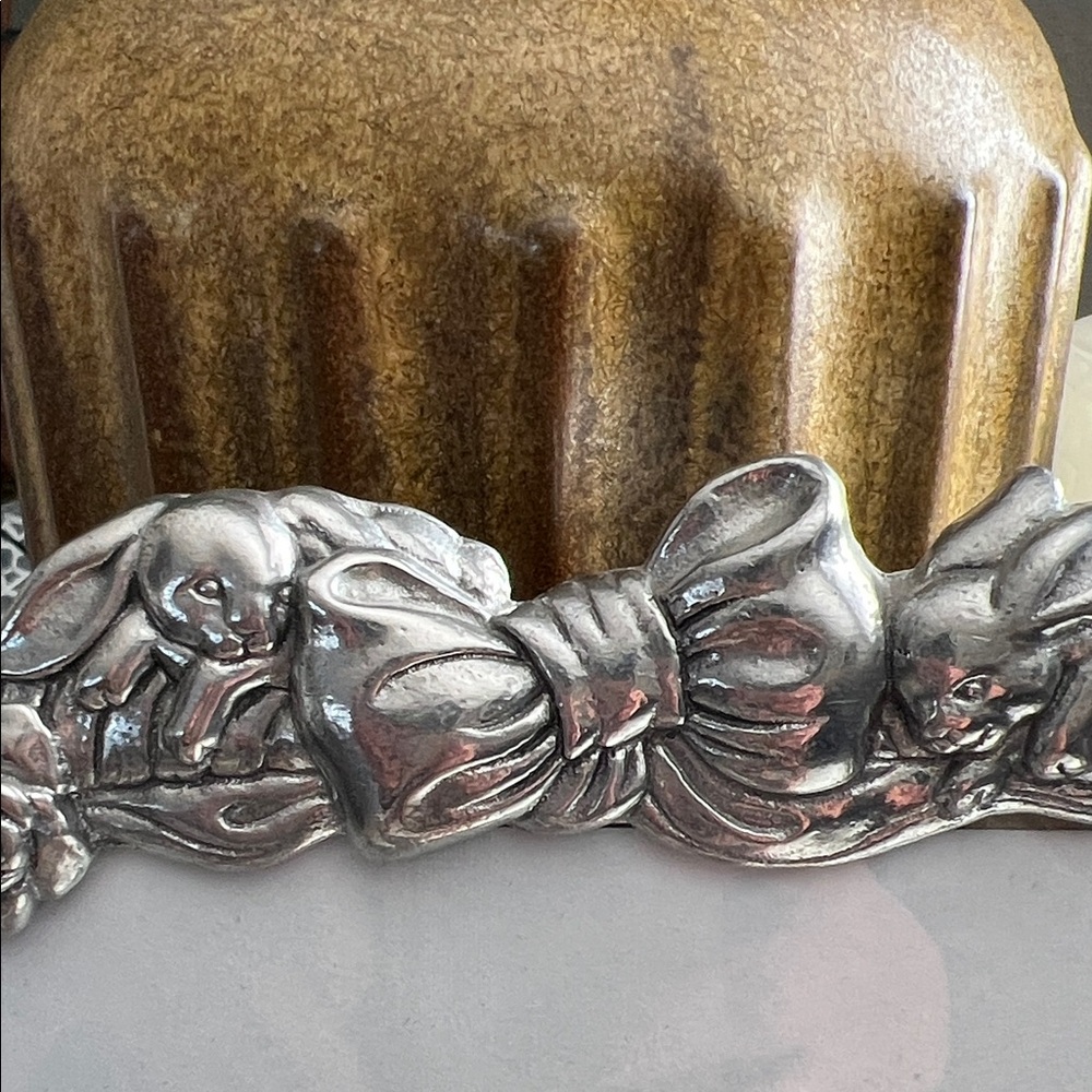 Arthur Court Silver Bunny and Floral Photo Frame - Picture 3 of 4